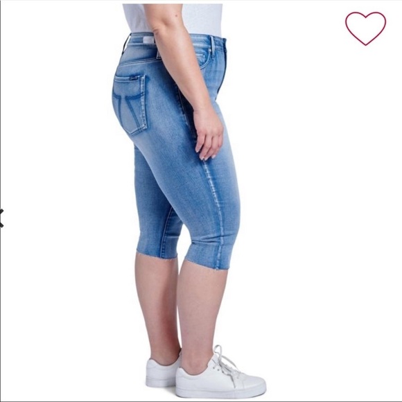 Seven7 Jeans High Rise Breezy Crop Plus Size 14 - Picture 9 of 11